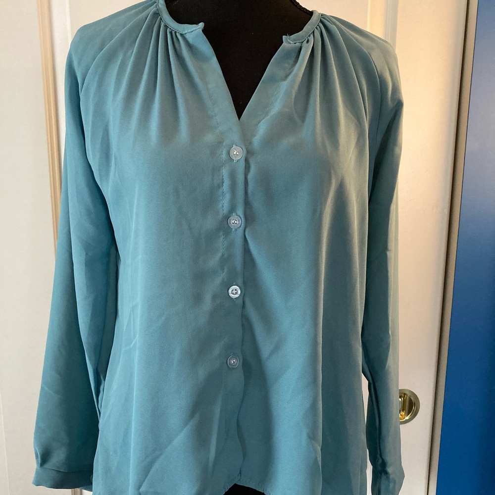 Gorgeous Hi Low Long Sleeve Teal Top, L